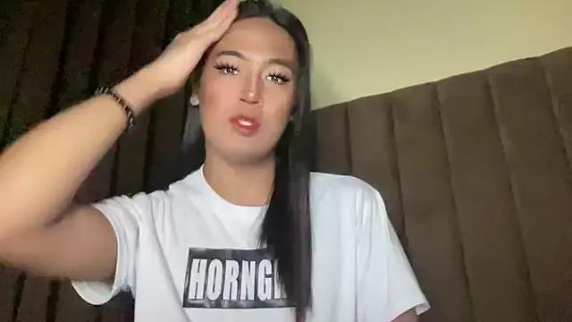 fallon_empress143 on StripChat 
