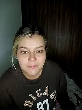 Fernandar2025 on StripChat