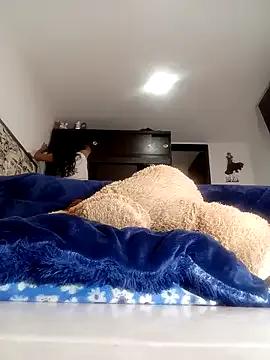 Fox_Roxxan on StripChat