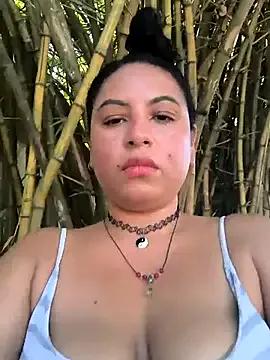 Francesca_ferrari on StripChat