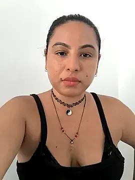 Francesca_ferrari on StripChat