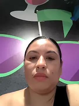 Francesca_ferrari on StripChat