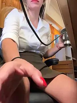 Gatitacarlita on StripChat