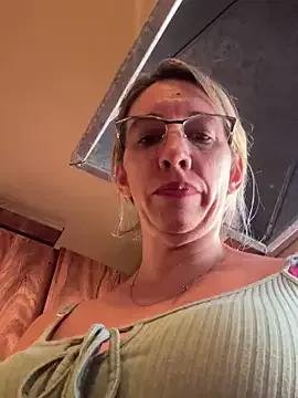 Gatitacarlita on StripChat