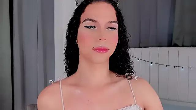 gatitavenecis from StripChat is Freechat