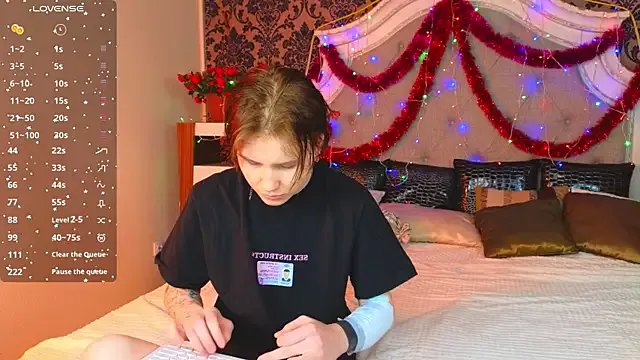 Girls_Fingers on StripChat