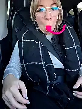 Giuliana_baby on StripChat