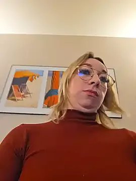 Giuliana_baby on StripChat