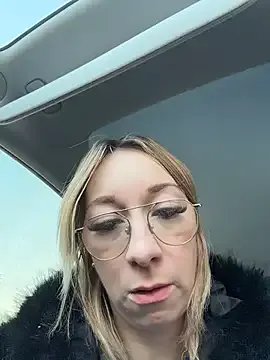 Giuliana_baby on StripChat