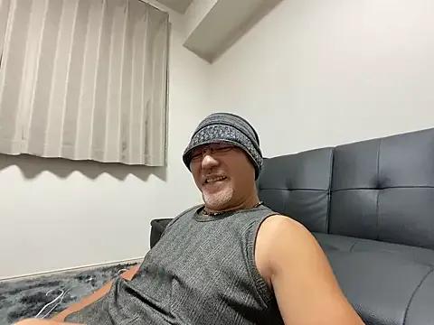 Grandpa29hijii on StripChat