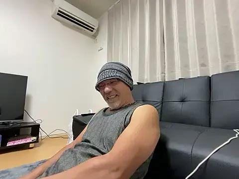 Grandpa29hijii on StripChat