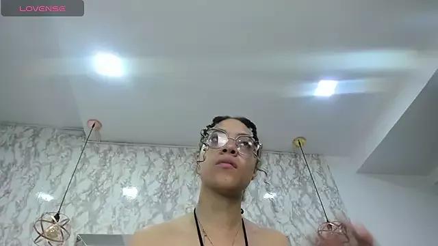 Hanna_Cornee_ on StripChat 