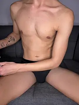 Harmanarab_adrian on StripChat