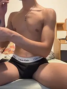 Harmanarab_adrian on StripChat