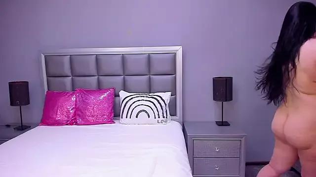 HellennSweet — ride and deeptroath 2 huge dildos-nakes