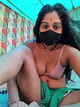 Hi_Radhika from StripChat is Freechat
