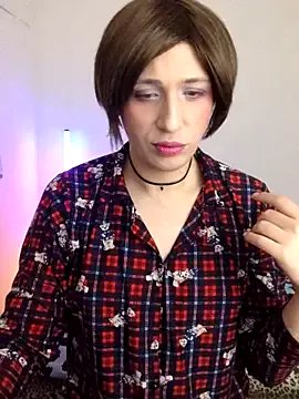 HoneyValentine — Public Cumshow!