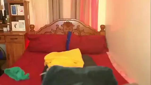 Horny_Sassy on StripChat