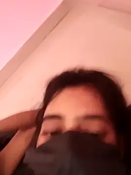 Hot-komall on StripChat