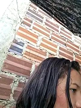 hot-mom22 on StripChat