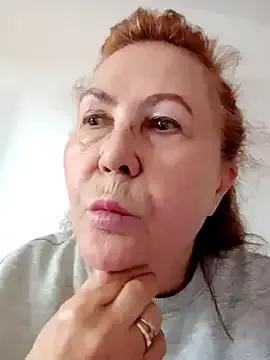 Hottie-Mom on StripChat 