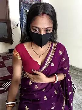 Hotty_couple — Blowjob in public