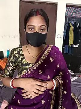 Hotty_couple — Blowjob in public