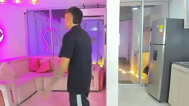 Houseofwarrios on StripChat