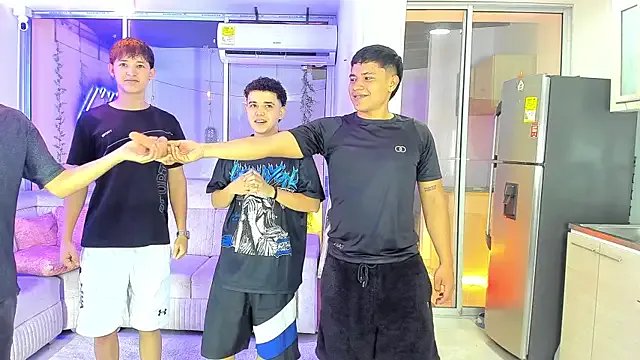 Houseofwarrios on StripChat