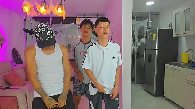 Houseofwarrios on StripChat