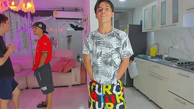 Houseofwarrios on StripChat