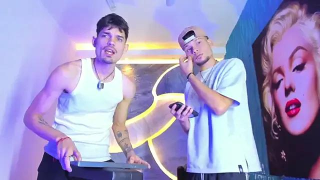 Iam_Steven — Show Naked Boys 