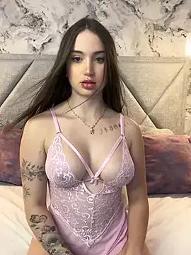 Im_Manu from StripChat