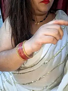 indian-hotmilfs on StripChat 