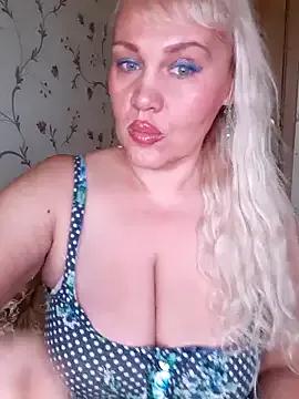 IsabellaBoni on StripChat