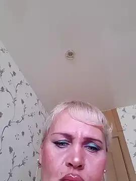 IsabellaBoni on StripChat