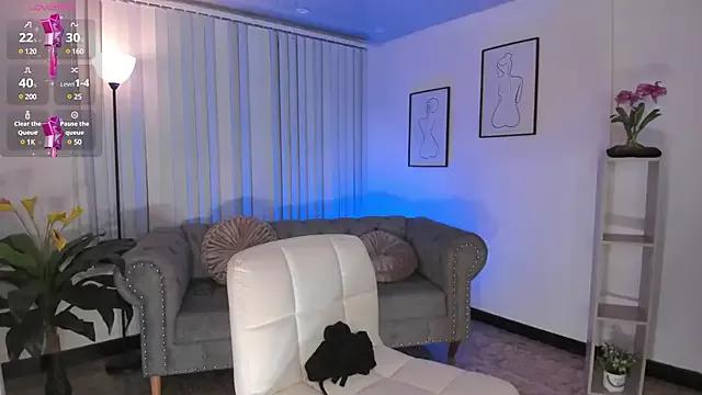 Ivyy_Moon_ from StripChat