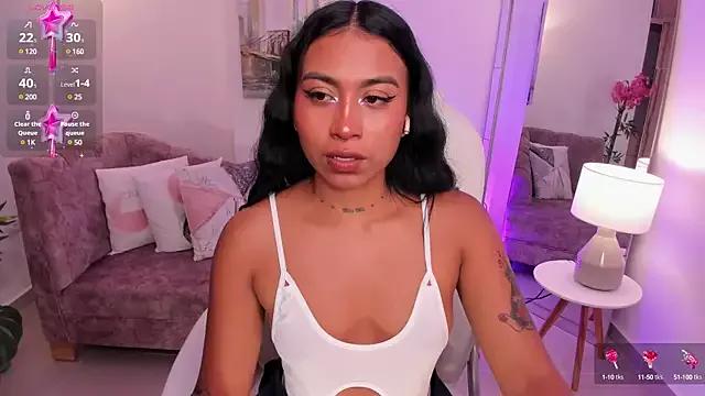 Ivyy_Moon_ from StripChat