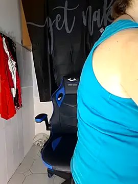 Jassiundich2 on StripChat 