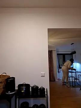 JUJUICY- — Show Boobs 10 min +  pic