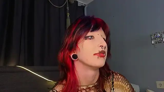 KandraCruser on StripChat