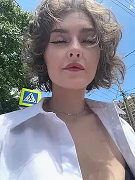 KellyKeler from StripChat is Freechat