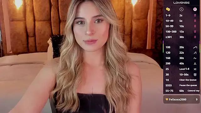 KiaraCarter from StripChat is Freechat