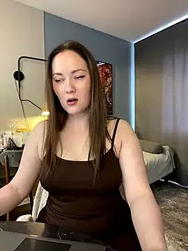 Kiss_My_Body on StripChat 