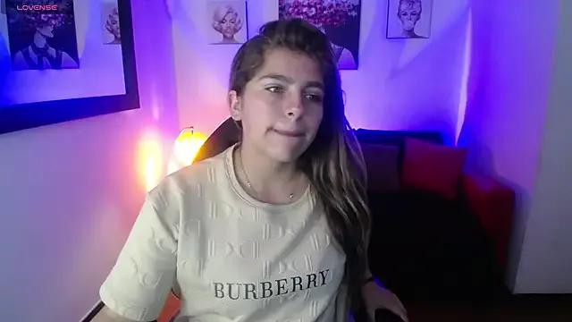 Kitten_Cam on StripChat 