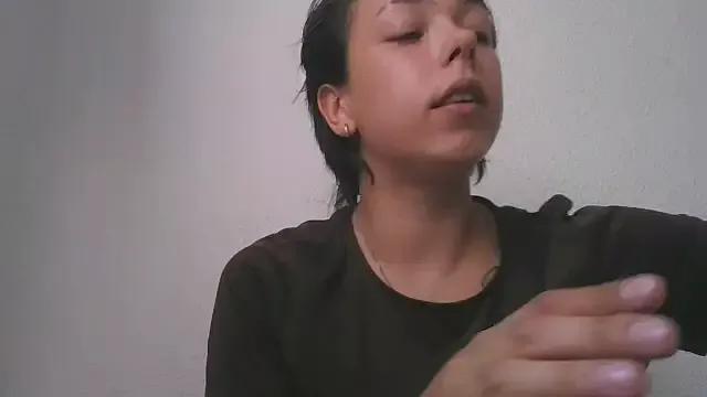 Kitty5348 on StripChat 