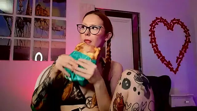 kulteacher on StripChat