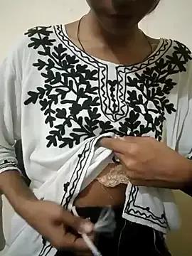 Kumkum_36 on StripChat 