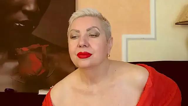 LadyPosh from StripChat is Freechat
