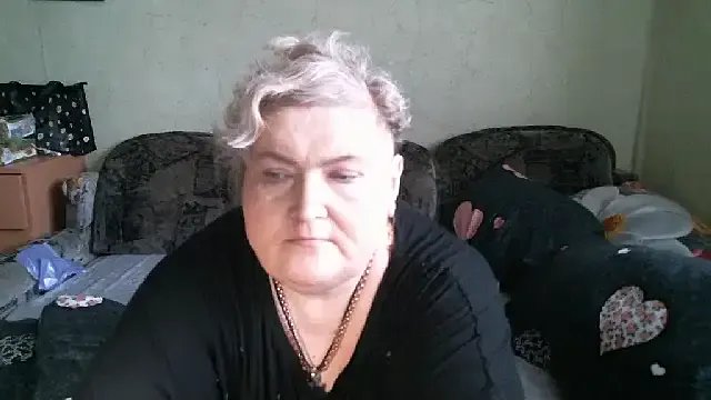 Lana555 on StripChat 